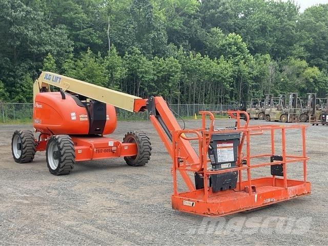 JLG 600AJ Коленчатые подъемники