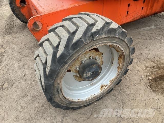JLG 600AJ Коленчатые подъемники
