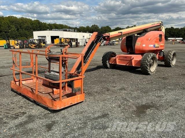 JLG 600AJ Коленчатые подъемники
