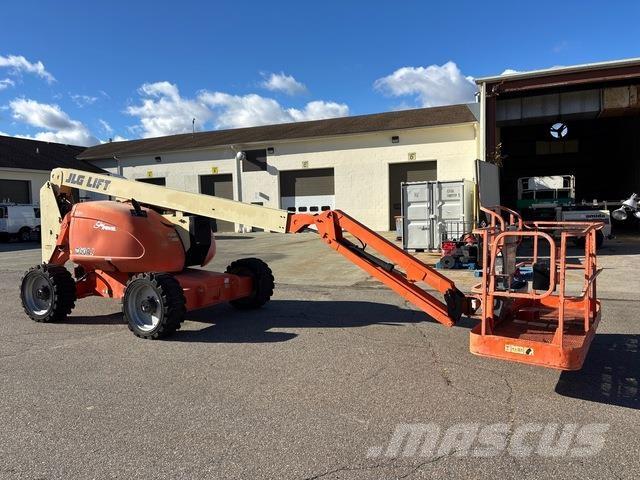JLG 600AJ Коленчатые подъемники