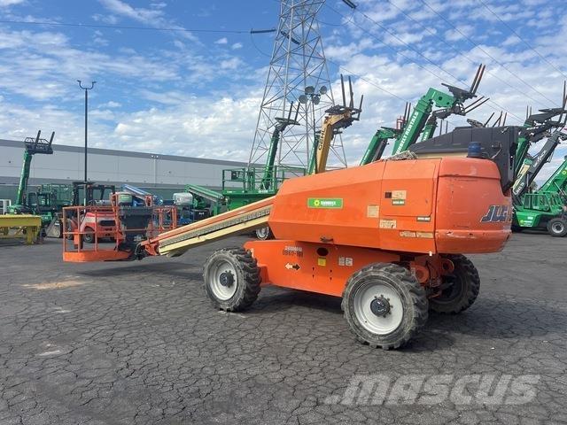 JLG 600S Телескопические подъемники