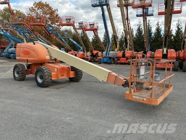 JLG 600S Телескопические подъемники