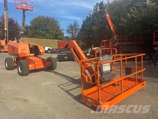 JLG 600SJ Телескопические подъемники