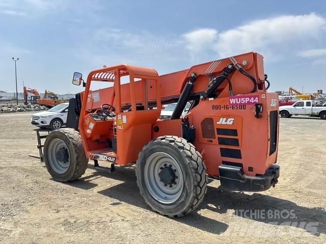 JLG 6042 Телескопические погрузчики