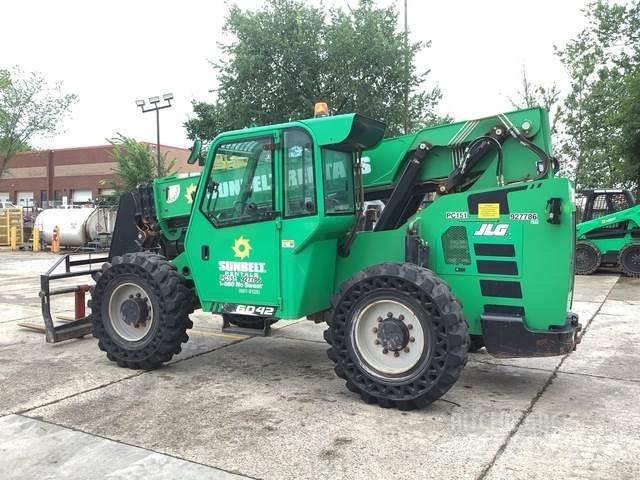 JLG 6042 Телескопические погрузчики