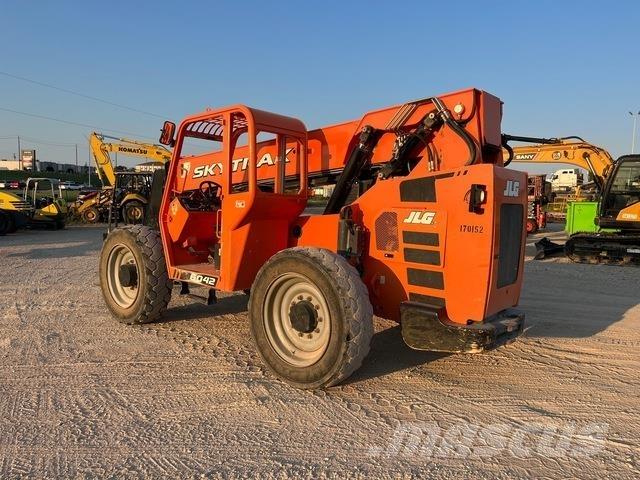 JLG 6042 Телескопические погрузчики