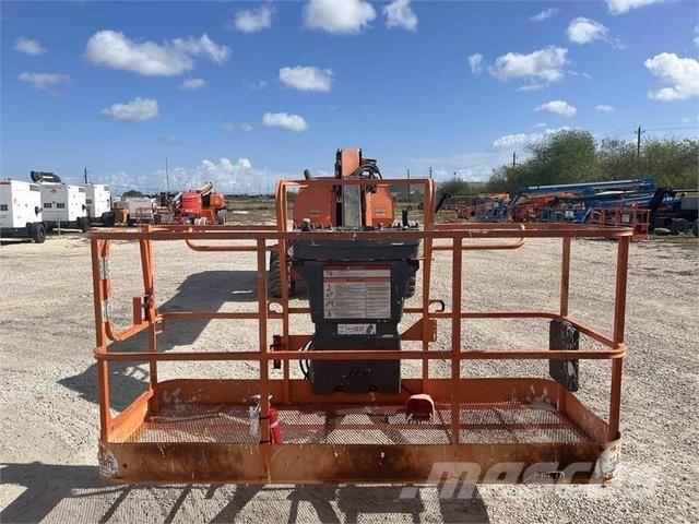 JLG 660SJ Телескопические подъемники