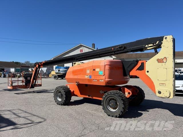 JLG 800 AJ Коленчатые подъемники
