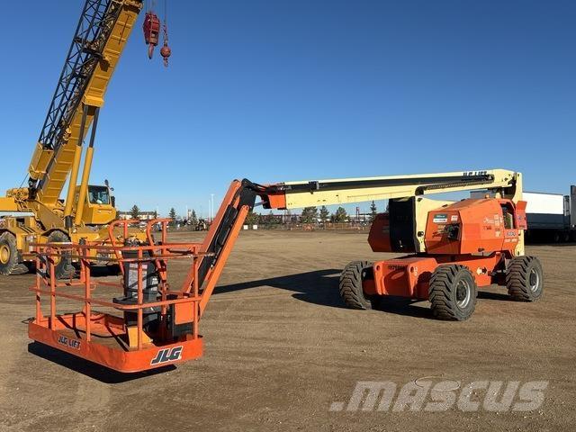 JLG 800 AJ Коленчатые подъемники