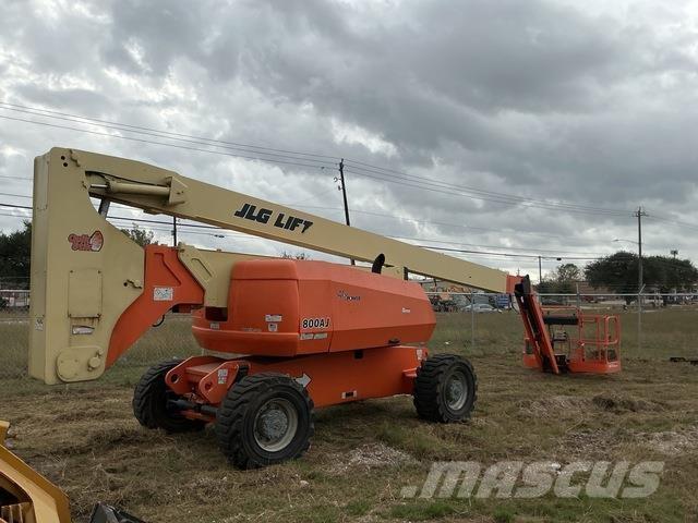 JLG 800 AJ Коленчатые подъемники