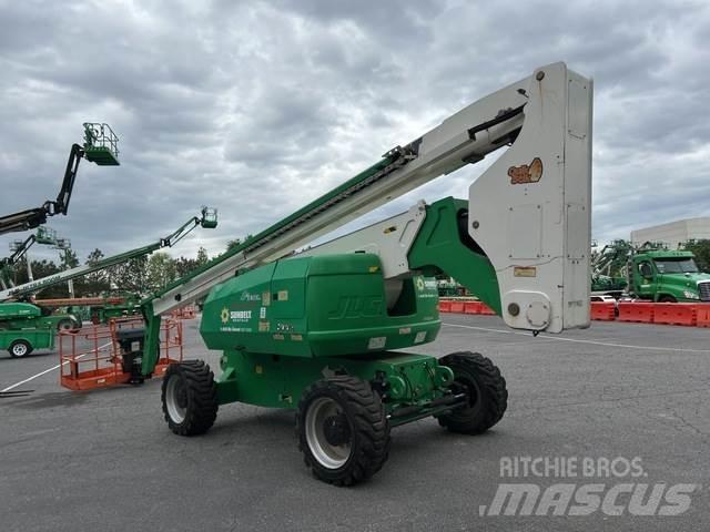 JLG 800A Коленчатые подъемники