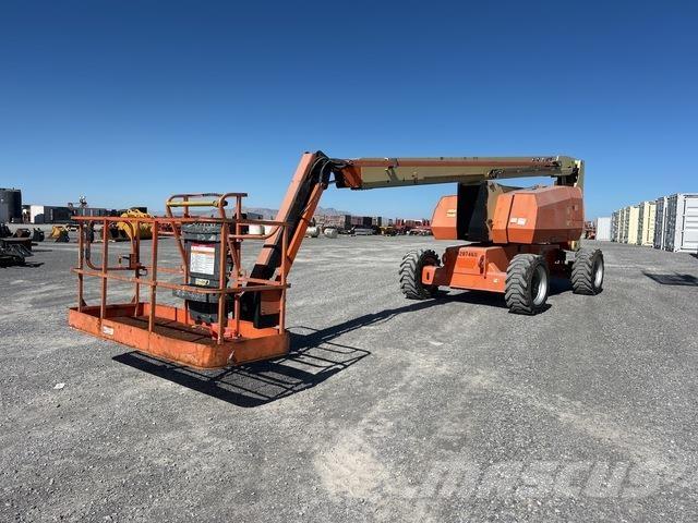 JLG 800AJ Коленчатые подъемники
