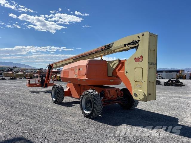 JLG 800AJ Коленчатые подъемники