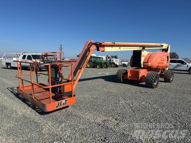 JLG 800AJ Коленчатые подъемники