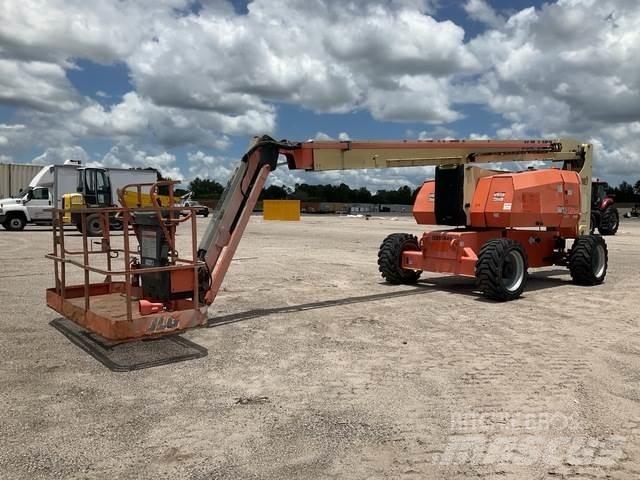 JLG 800AJ Коленчатые подъемники