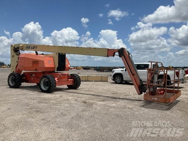 JLG 800AJ Коленчатые подъемники