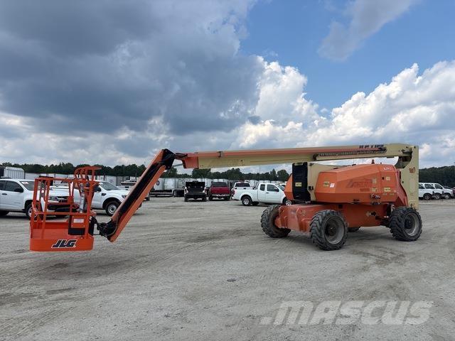 JLG 800AJ Коленчатые подъемники