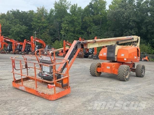 JLG 800AJ Коленчатые подъемники
