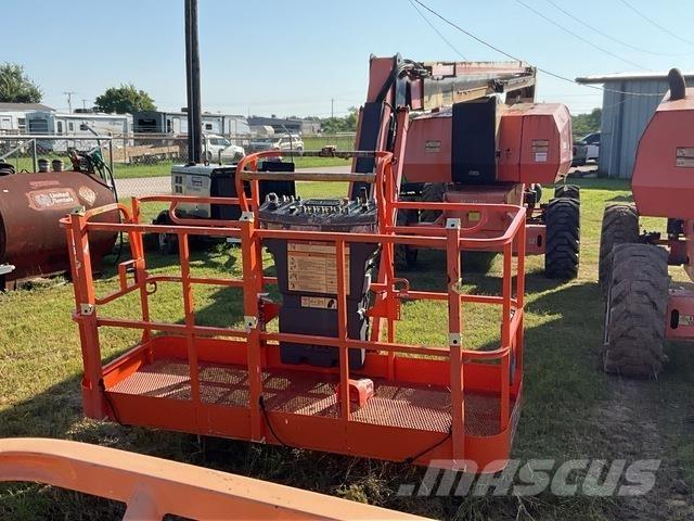JLG 800AJ Коленчатые подъемники