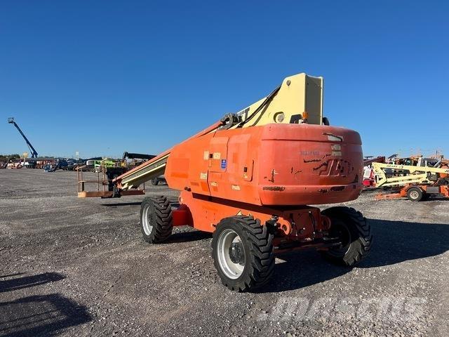 JLG 800S Телескопические подъемники