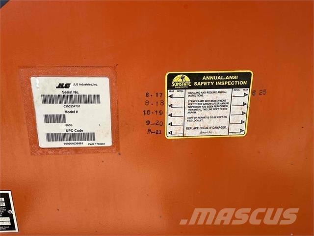 JLG 800S Телескопические подъемники