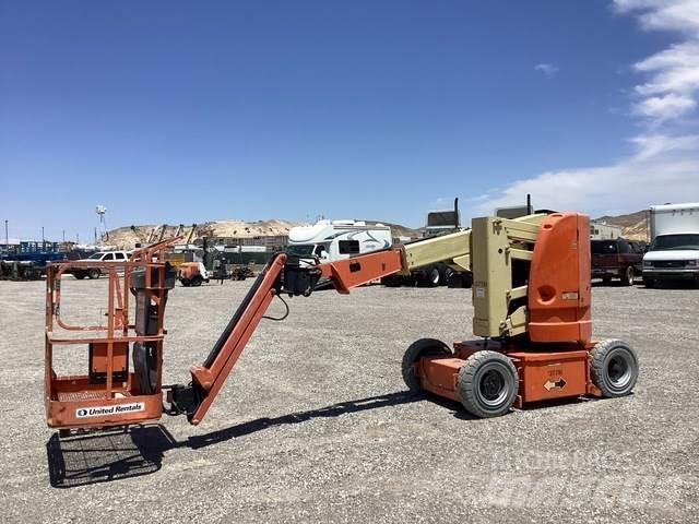 JLG E300AJP Коленчатые подъемники