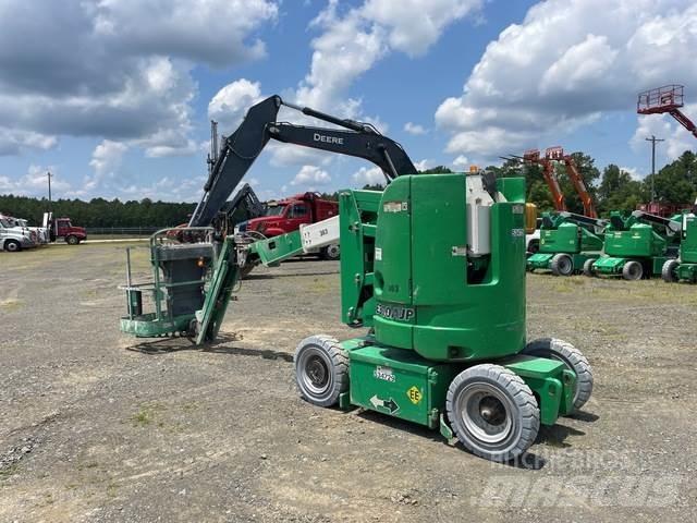 JLG E300AJP Коленчатые подъемники