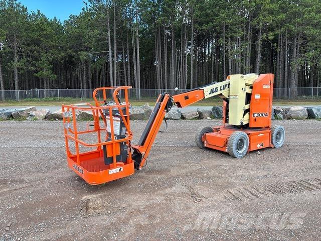 JLG E300AJP Коленчатые подъемники