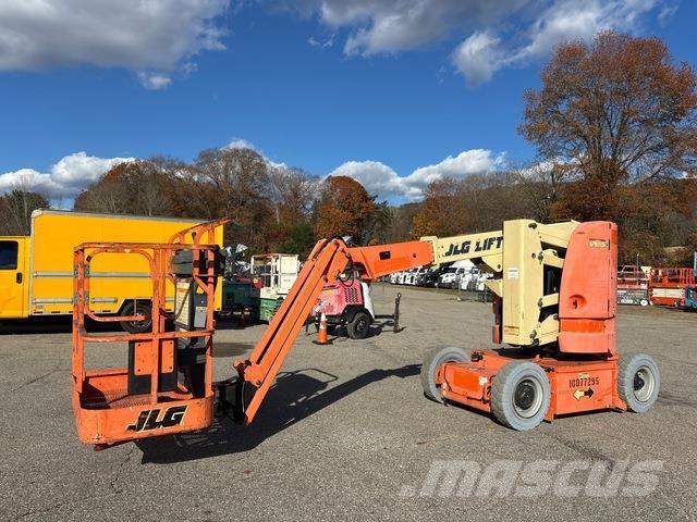 JLG E300AJP Коленчатые подъемники