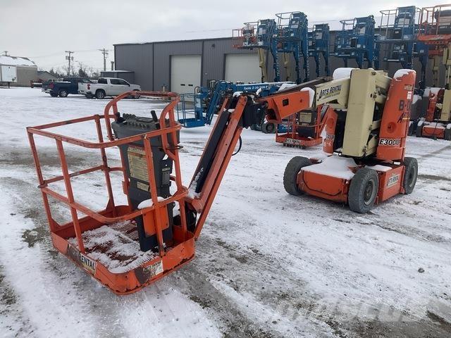 JLG E300AJP Коленчатые подъемники