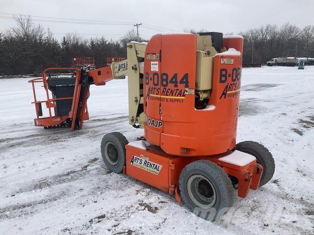 JLG E300AJP Коленчатые подъемники