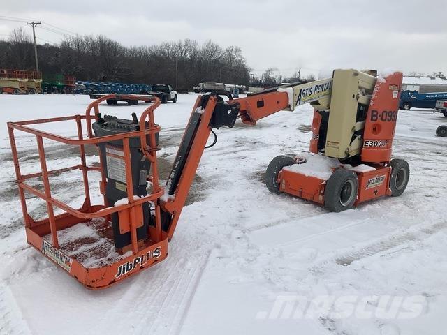 JLG E300AJP Коленчатые подъемники