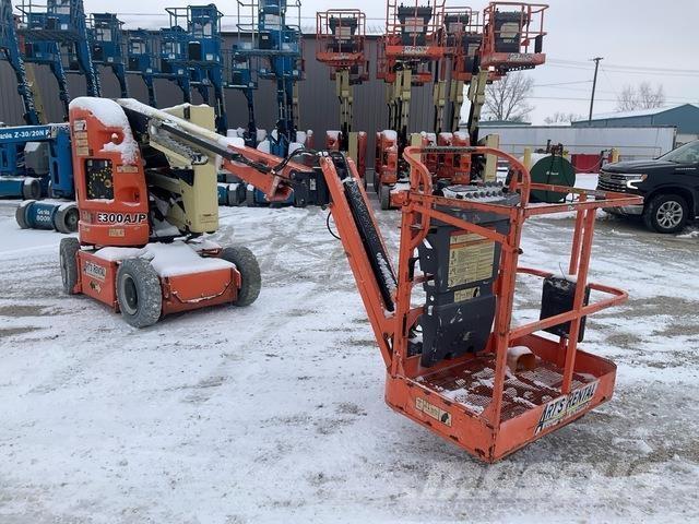 JLG E300AJP Коленчатые подъемники