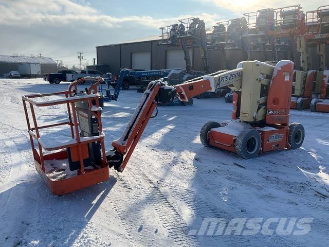JLG E300AJP Коленчатые подъемники