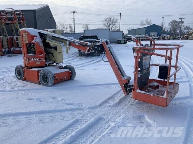 JLG E300AJP Коленчатые подъемники