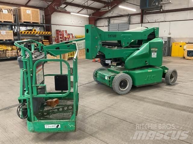 JLG E400AJPN Коленчатые подъемники