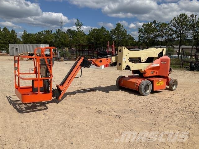 JLG E400AJPN Коленчатые подъемники