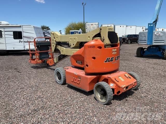 JLG E400AN Коленчатые подъемники