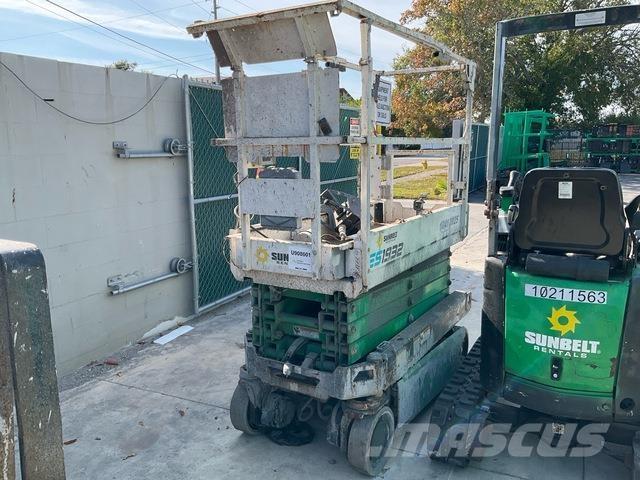 JLG ES1932 Ножничные подъемники