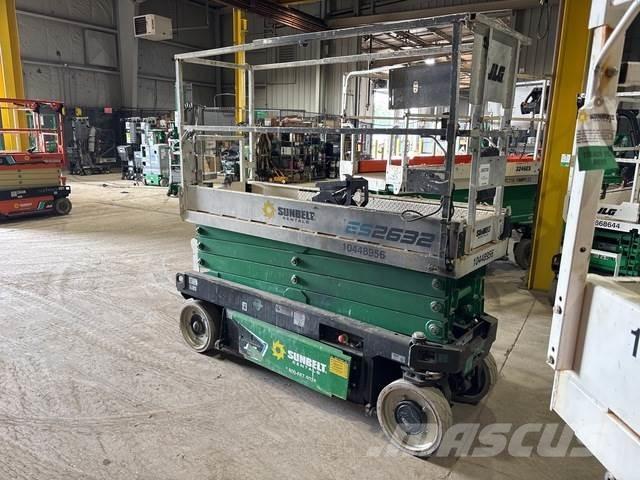 JLG ES2632 Ножничные подъемники