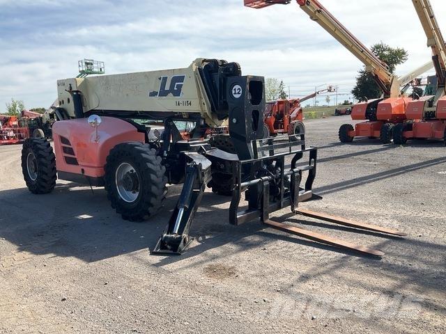 JLG G12-55A Телескопические погрузчики