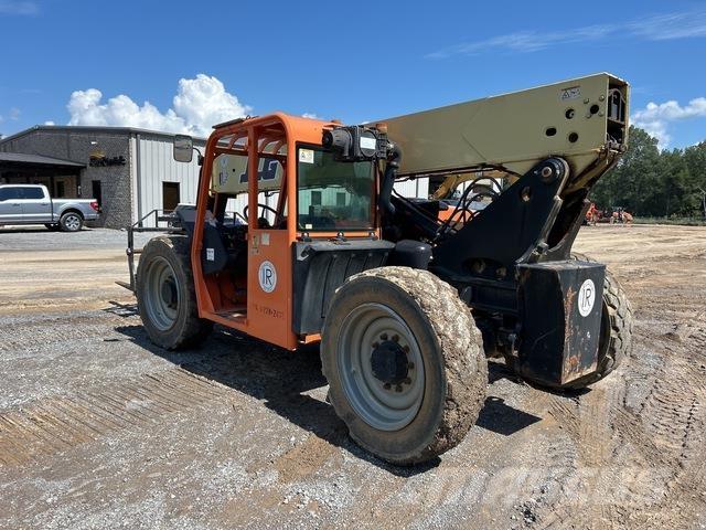 JLG G6-42A Телескопические погрузчики