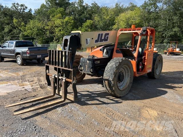 JLG G6-42A Телескопические погрузчики