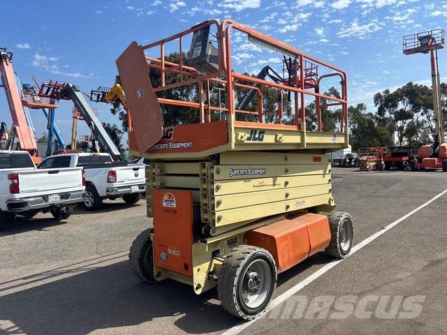 JLG M4069 Ножничные подъемники