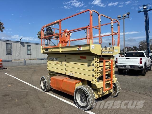 JLG M4069 Ножничные подъемники