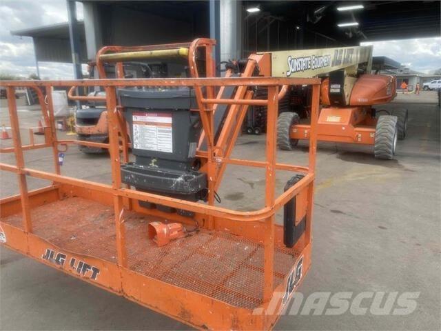 JLG M600J Коленчатые подъемники