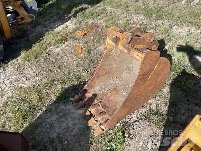 John Deere  Ковши