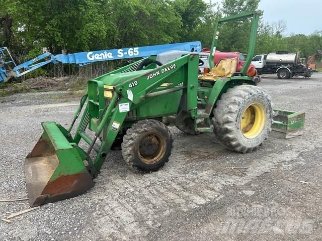 John Deere  Коммунальные тракторы