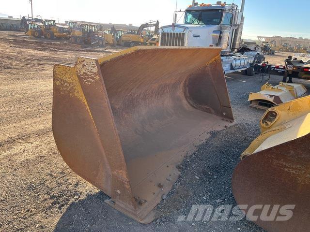 John Deere  Ковши