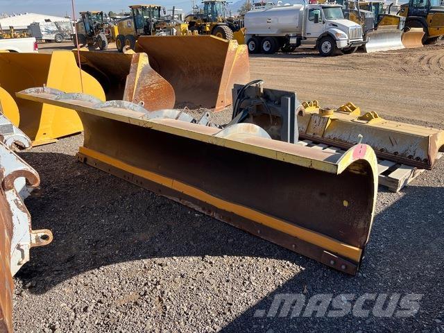 JRB  Снежные отвалы и плуги